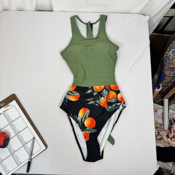 Cupshe Other - Cupshe Green & Orange Citrus Print Cutout Tie Back One Piece Swimsuit Size M